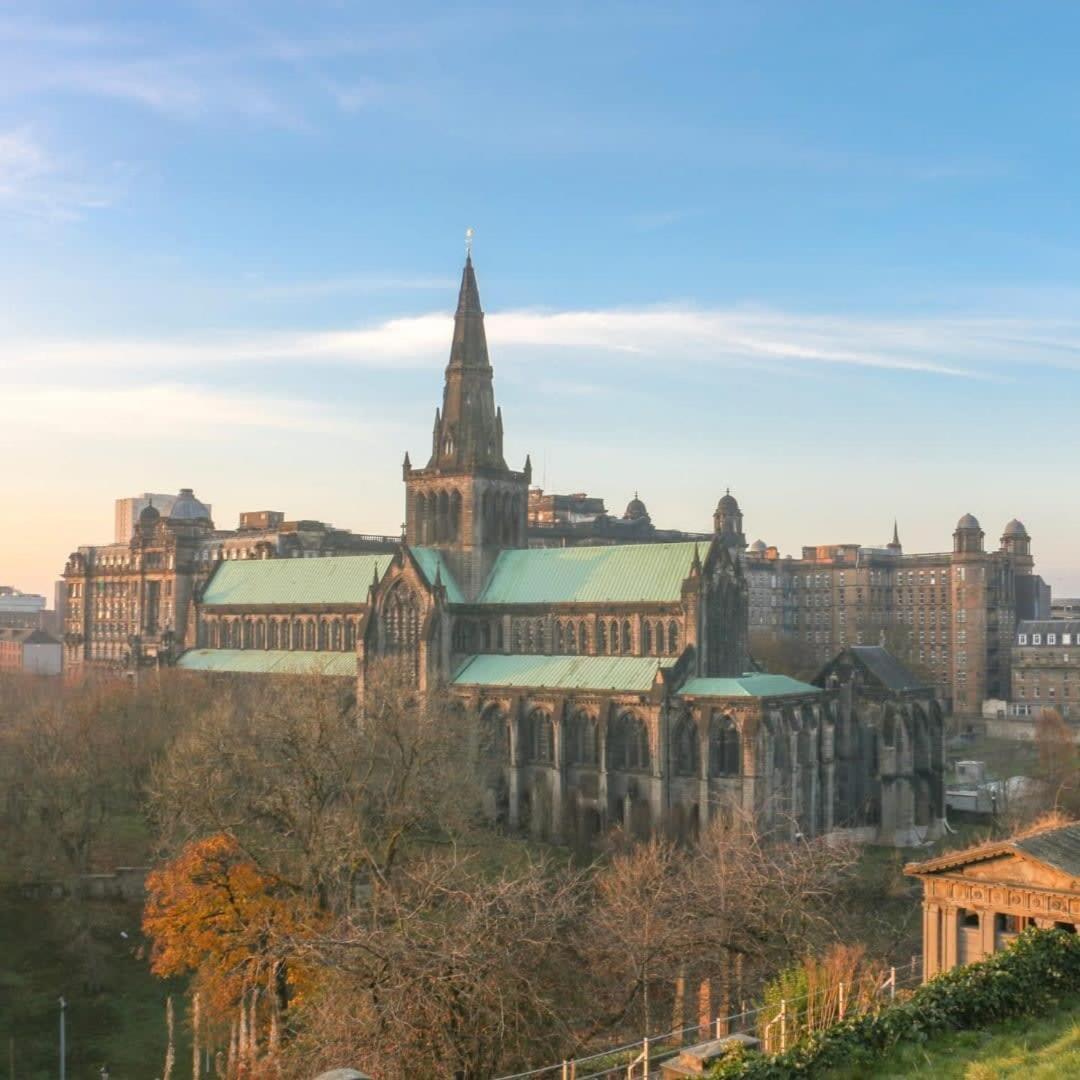 Bright Central Flat With Balcony And Free Parking Glasgow Luaran gambar